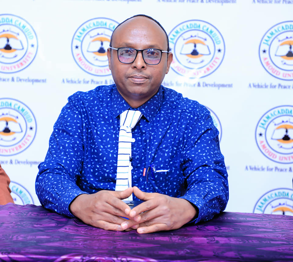 Dr. Mohamed Muse Jibril, Vice President, Academic Affairs, Amoud University attending the opening session of viva voce defence online for Amoud University masters students who were defending their research theses. Dr. Mohamed Muse Jibril, Vice President, Academic Affairs, Amoud University attending the opening session of viva voce defence online for Amoud University masters students who were defending their research theses.